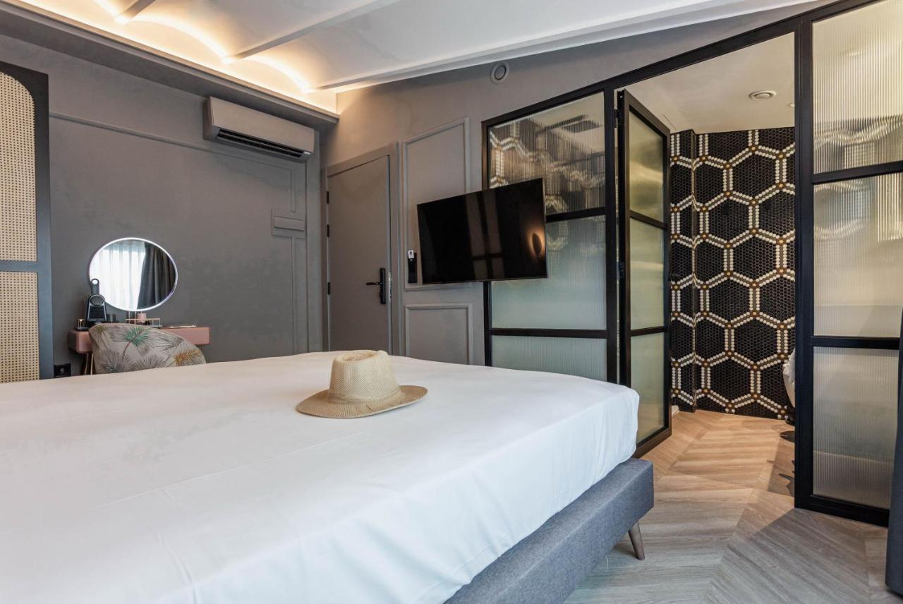 Reina 107 Boutique Gasthuis 2*